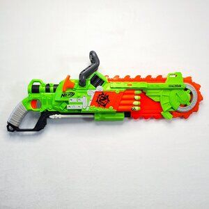 NERF ZOMBIE Strike BRAINSAW Chainsaw Blaster Gun with 8 NERF Darts
